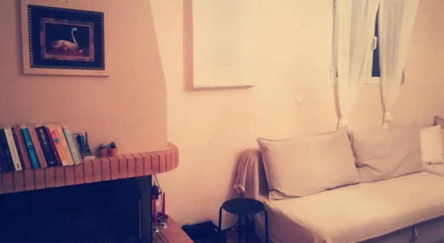 Коттедж Lux House next to the Airport of Athens. Transport 24h