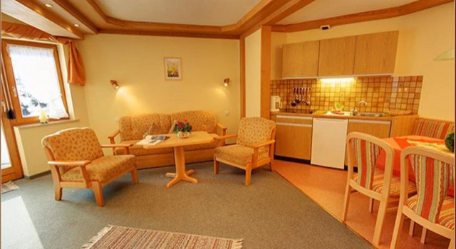 Gästehaus Strasser Hotel Garni