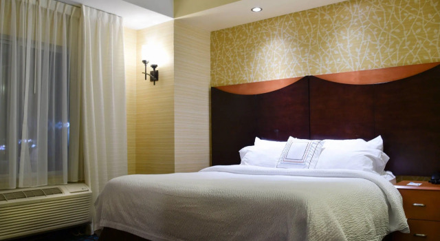 Двухместный номер Standard Fairfield Inn Hartford Airport