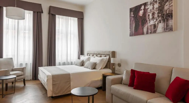 Полулюкс Limehome Prague Múza