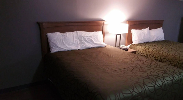 Sunrise Inn and Suites, Buchen Sie Hotel  