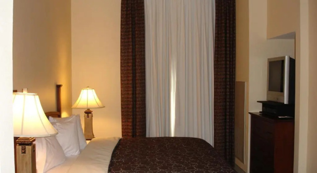Номер Superior Staybridge Suites Tallahassee by IHG