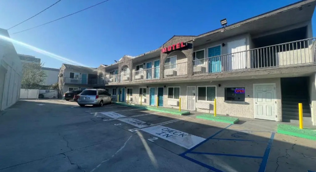 Arlo Motel