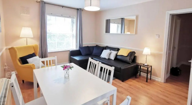 Апартаменты Spacious 2bed apartment city centre