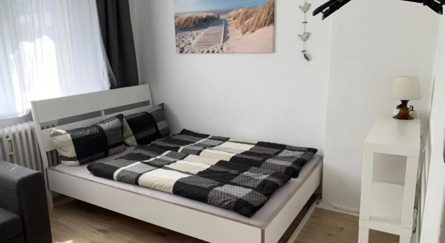 Апартаменты с 3 комнатами BERLIN LEBT-Wohnung für bis zu 12 Personen