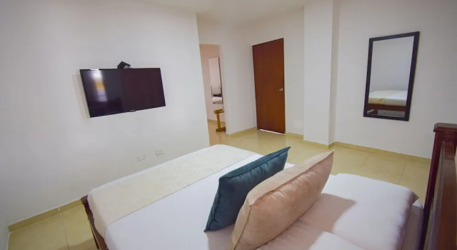 Семейный номер Standard Hotel Toledo Plaza