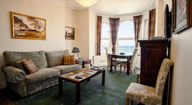Апартаменты Premium с 2 комнатами с видом на море The Town House