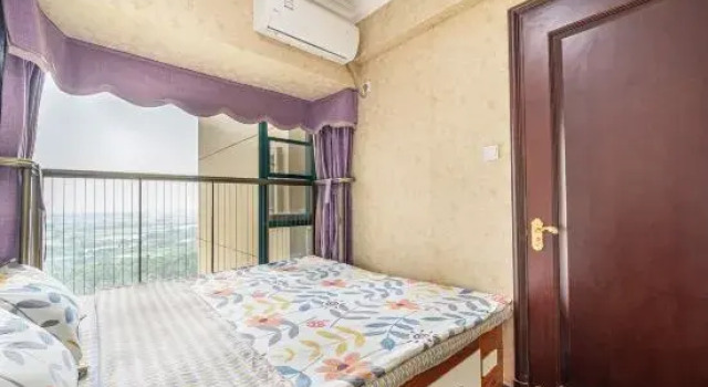 Люкс Comfort с 2 комнатами Yanshe Hotel (Meishan Huanglongxi Evergrande Jinbi Tianxia)
