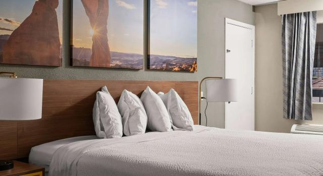 Days Inn by Wyndham Albuquerque Northeast, Varaa Mini-hotelli Albuquerque New Mexico