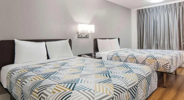 Четырёхместный номер Standard Motel 6-Addison, TX - Dallas