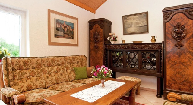 Cozy Holiday Home with Garden in Gees