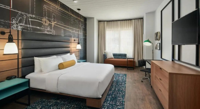 Двухместный люкс Hotel Indigo Tallahassee - Collegetown by IHG