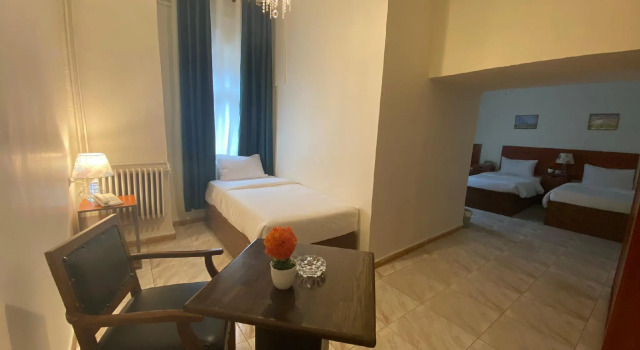 Четырёхместный номер Standard New Park Hotel
