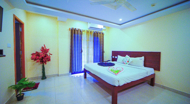 Sri Sai Surguru Residency, Book Hotel Pondicherry 