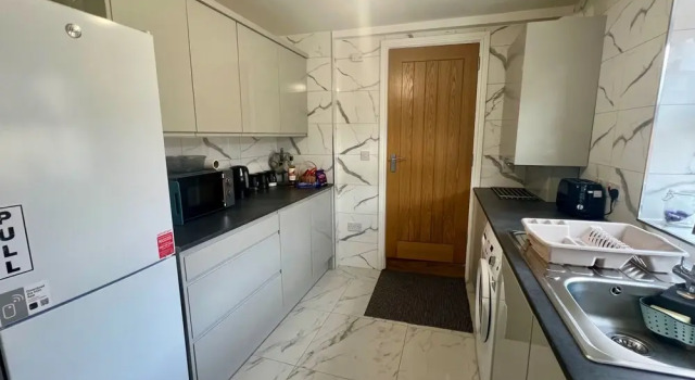 Construction Crew Quarters:5brfree Wifi & Parking, Varaa Huoneisto Asunnot kohteessa Merseyside, Huoneisto