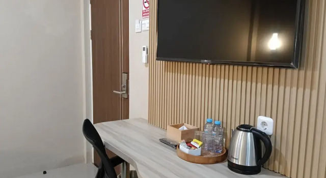 Номер Deluxe Sunflower Hotel Syariah near Juanda Airport