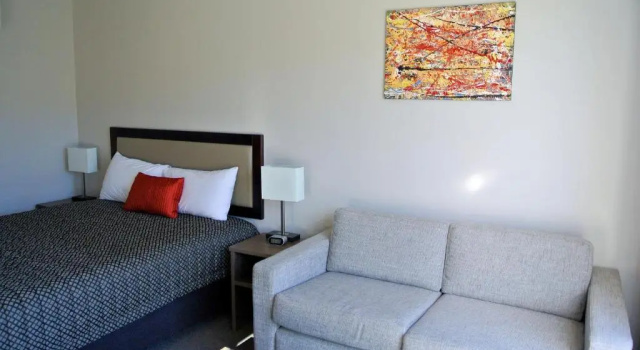 Студия Standard Oxford Village Motels