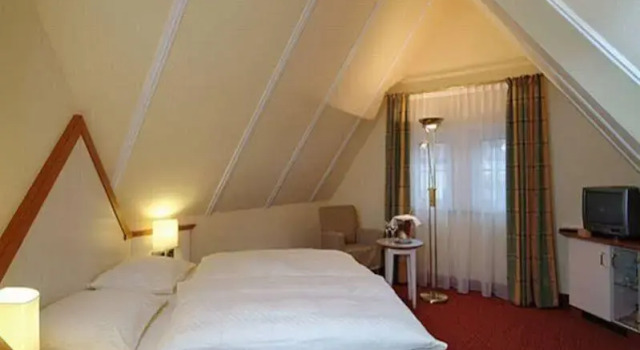 Bad Hotel Bad Überkingen, Забронировать Отель Бад-Иберкинген Swabian Alps