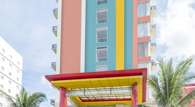 Sans Hotel Lynt Makassar, Prenota Hotel Hotel a Sulawesi con parcheggio, Parcheggio