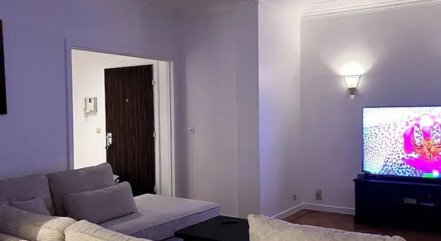Penthouse in Avenue Louise, Забронировать Отель Брюссель Брюссельский столичный регион, рядом с Центр изобразительных искусств BOZAR