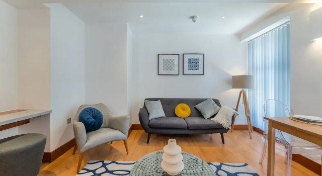 Люкс Comfort Tower Hill City Centre Luxury Apartments
