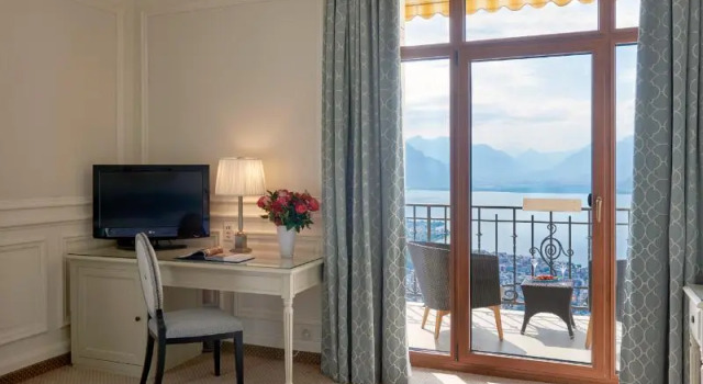 Двухместный номер Deluxe с балконом Le Mirador Resort & Spa