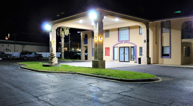 Quality Inn Fort Stockton, Rezerwuj Hotel Hotele w Fort Stockton z parkingiem, Parking