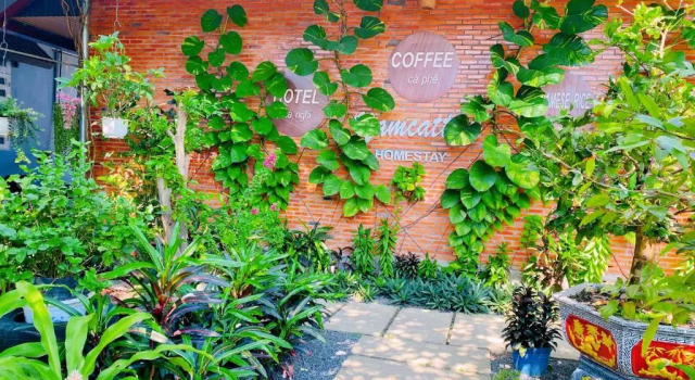 Nam Cat Tien Homestay, Book Hotel Hoteller i Dong Nai med parkering, Parkering