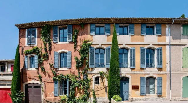 Au Ralenti du Lierre, Rezervovat Hotel Beaumettes Luberon