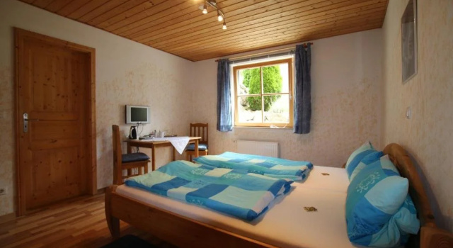 Haus Toskana, Забронировать Отель Бизнес-отели Танхаймер-Вальд, 4* 5*