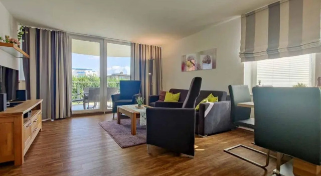 Ferienwohnung-308-Hohe-Lith-Duhnen-mit-eigenem-Strandkorb-am-Strand