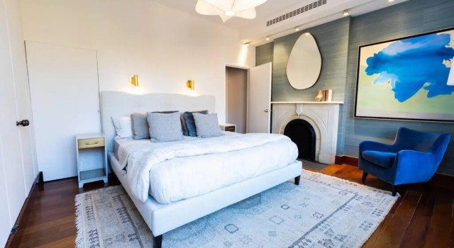 E10-3 I 3BR 2 5 Baths Designer East Village Townhouse Triplex