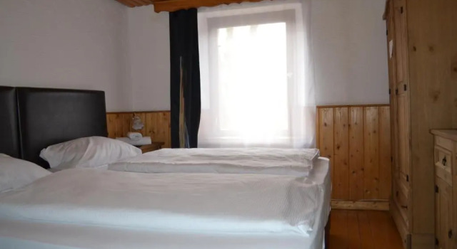 Hotel Altes Fährhaus Duisburg, Забронировать Отель Отели Дуйсбурга с завтраком, Завтраки