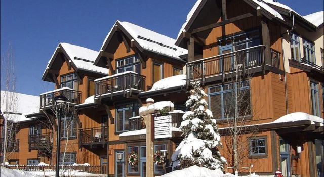 Capitol Peak Lodge - Walk 20 Steps To The  To The Gondola - Down Valley Views 2 Bedroom Condo by RedAwning