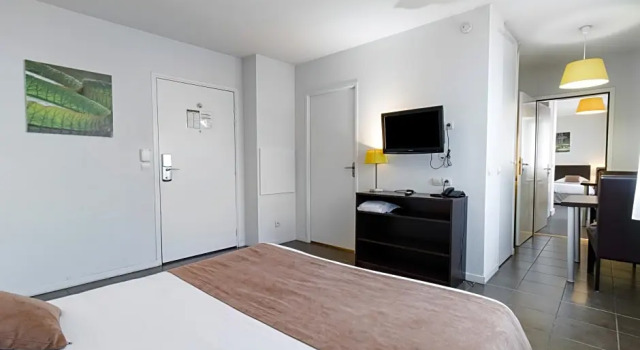 Люкс All Suites Appart Hôtel - Pau - Zénith