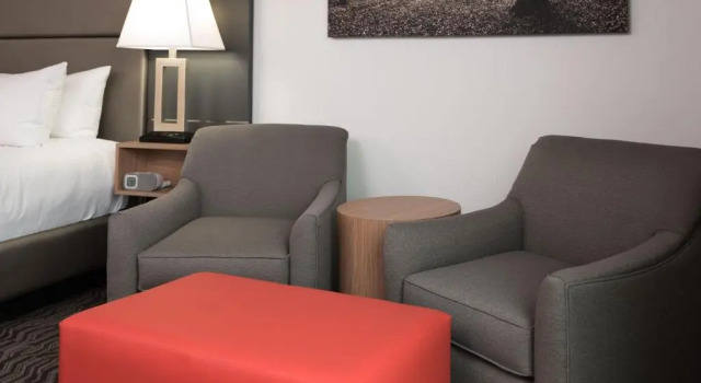 Номер Standard Carriage House Hotel and Conference Centre