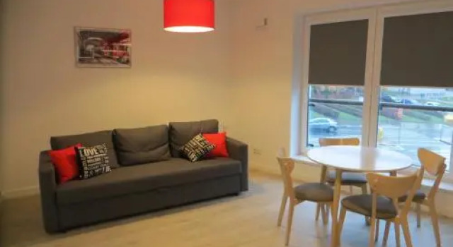 Poznan Black Red apartment