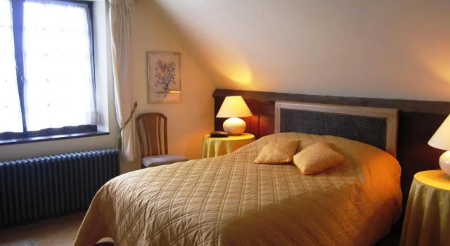 La Croix du Reh, Rezerwuj Bed and Breakfast Hotele w Haute-Vienne z basenem, Basen