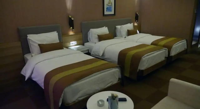 Трёхместный номер Standard The Crater Hotel