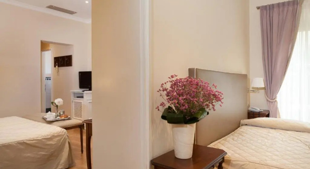 Трёхместный номер Classic Hotel Executive