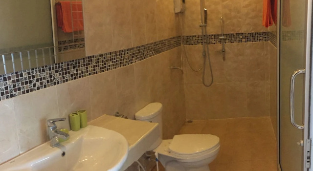 Апартаменты Merlin Plaza Apartments