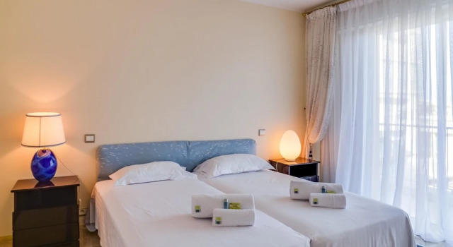 Saint-James Apartment 3, Забронировать Апартаменты/квартира Отели Канн с завтраком, рядом с La Californie, Завтраки
