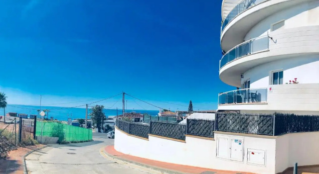Apartamento El Barco 1 linea PLAYA, PARKING, WIFI, Prenota Appartamento Hotel a Axarquía con parcheggio, Parcheggio