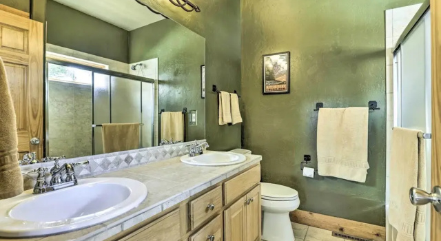 Коттедж Mountainside Winter Park Ski Home w/ Hot Tub