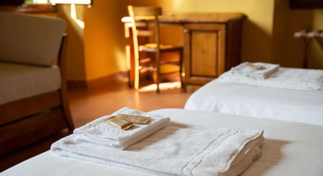 Albergo Villa San Michele, Book Villa Cottages in Chianti, Cottage