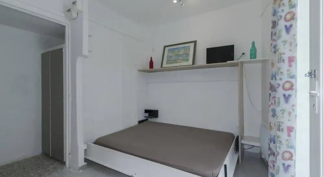 Studio avec Terrasse à 2 personnes possibilité en supplément 3 a 4 personnes, Забронировать Отель Отели Марселя с парковкой, рядом с Национальный театр Марселя Ла Крие, Парковка