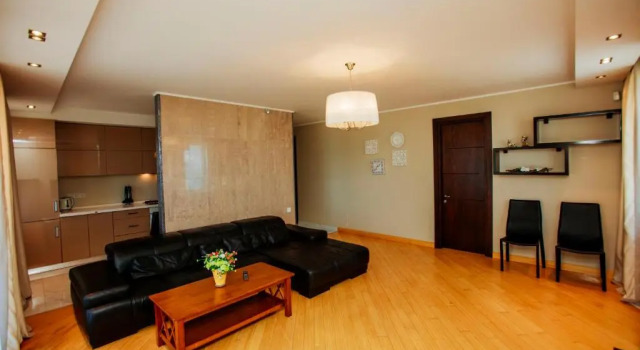 Home 43, Book Hotel Batumi 
