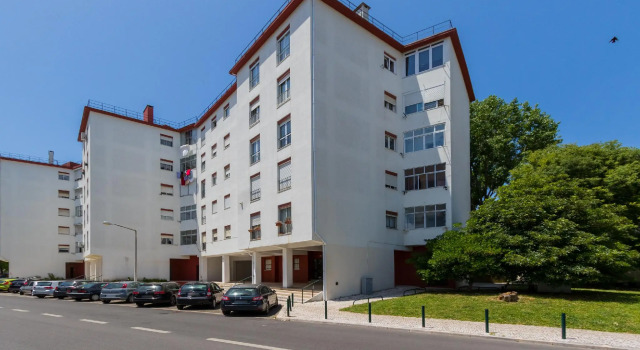 Lisbon Airport Hostel, Забронировать Хостел Отели в центре Оливайш с завтраком, отели в центре Оливайш с завтраком