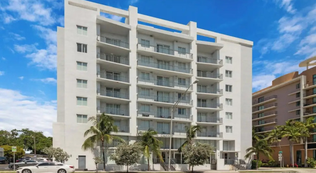 Roami at Grove 27, Забронировать Апартаменты/квартира Апартаменты Miami Metropolitan Area, Апартаменты/квартира