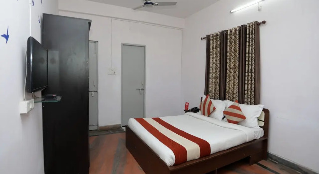 OYO 4229 Rishi Homes Stay, Забронировать Отель Отели штата Махараштры 3 звезды, 3*